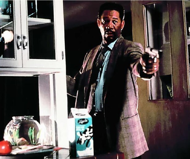 Morgan Freeman jaagt op seriemoordenaar in Kiss the Girls
