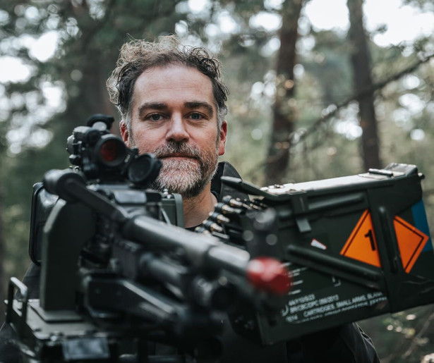 Klaas Dijkhoff onderzoekt hoe Nederland zich klaarmaakt voor een oorlog in slot Klaas aan het Front