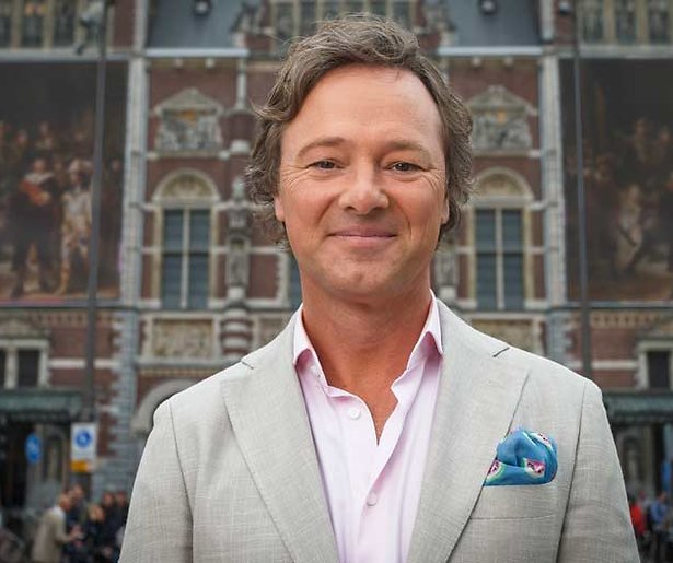 Chinese offerkan in Tussen kunst en kitsch