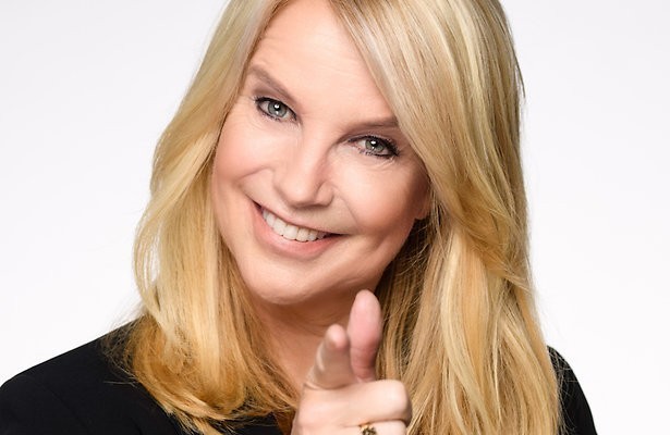 Videosnack: Linda de Mol nerveus voor bikinishoot