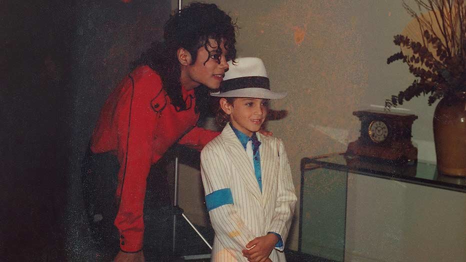 VPRO zendt kindermisbruik Michael Jackson-documentaire uit VPRO zendt kindermisbruik Michael Jackson-documentaire uit