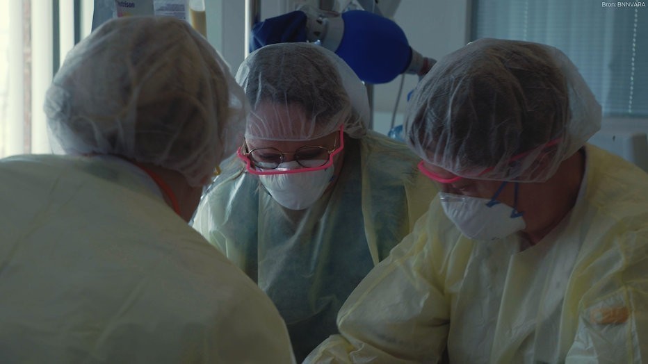 De TV van gisteren: Miljoenenscore voor beklemmende coronadocumentaire Levenslucht