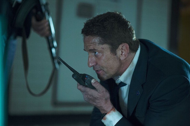 Gerard Butler heeft het er maar druk mee Gerard Butler heeft het er maar druk mee