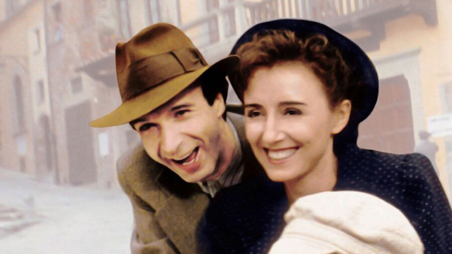 Roberto Benigni en Nicoletta Braschi in La vita è bella