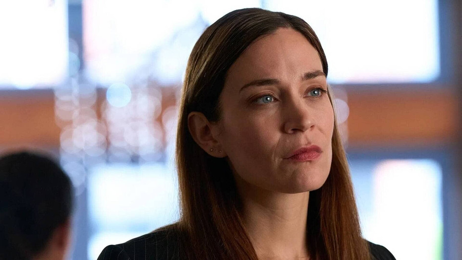 Kathleen Munroe als Frankie Bateman in Law & Order Toronto: Criminal Intent