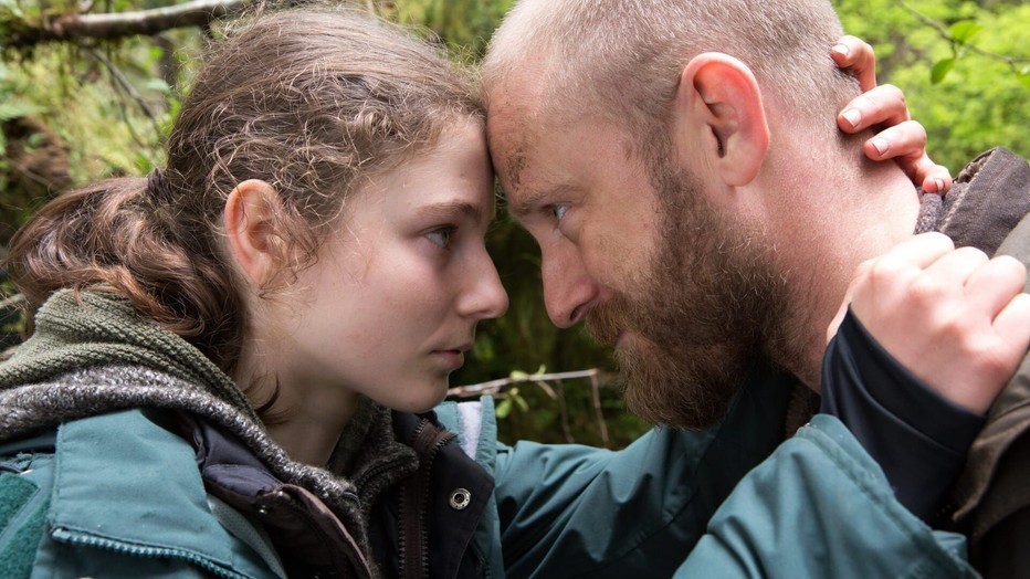 Ben Foster en Thomasin McKenzie in Leave No Trace Ben Foster en Thomasin McKenzie in Leave No Trace