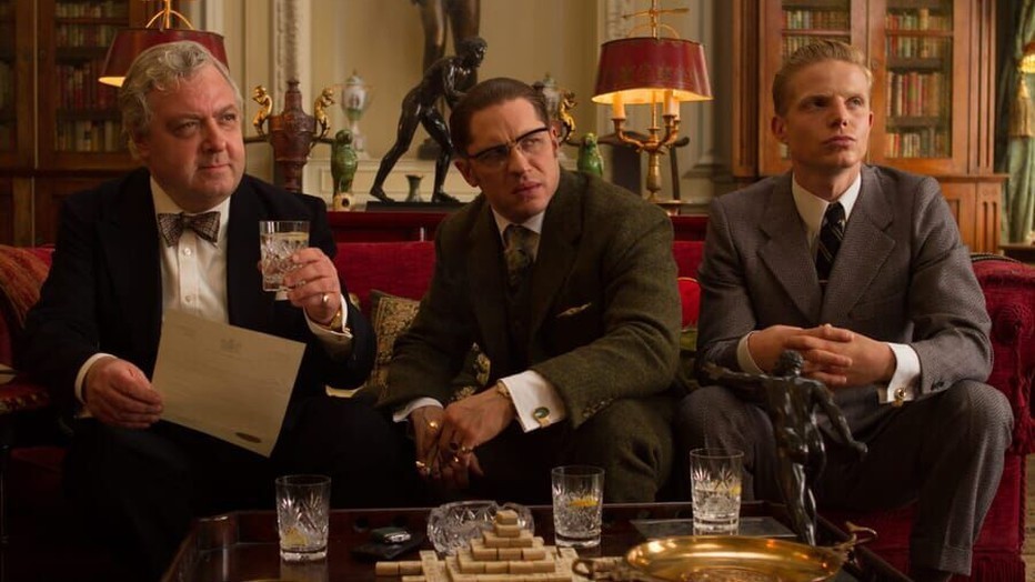 John Sessions, Tom Hardy en Charley Palmer Rothwell in Legend John Sessions, Tom Hardy en Charley Palmer Rothwell in Legend