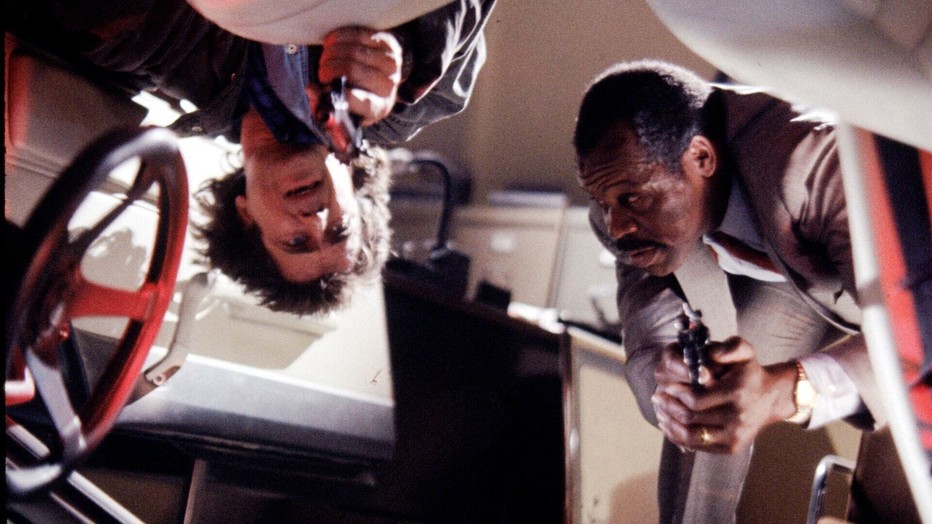 Mel Gibson en Danny Glover in Lethal Weapon 2