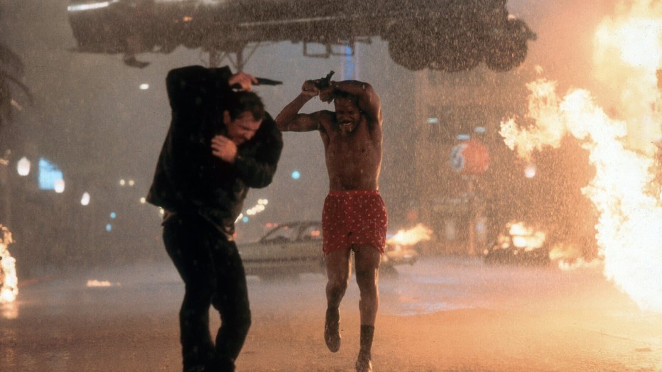 Danny Glover en Mel Gibson in Lethal Weapon 4