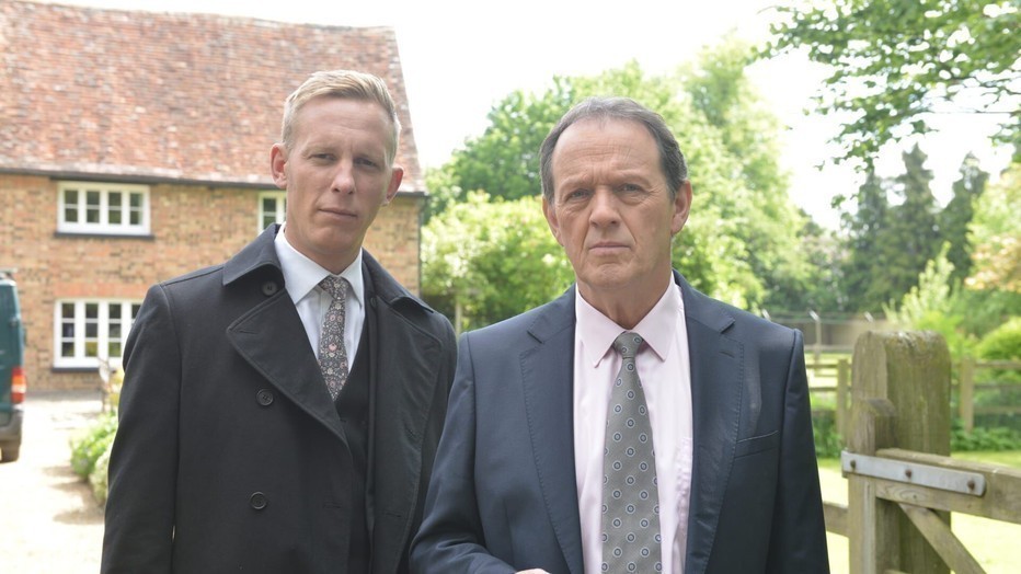Kevin Whately en Laurence Fox in Lewis