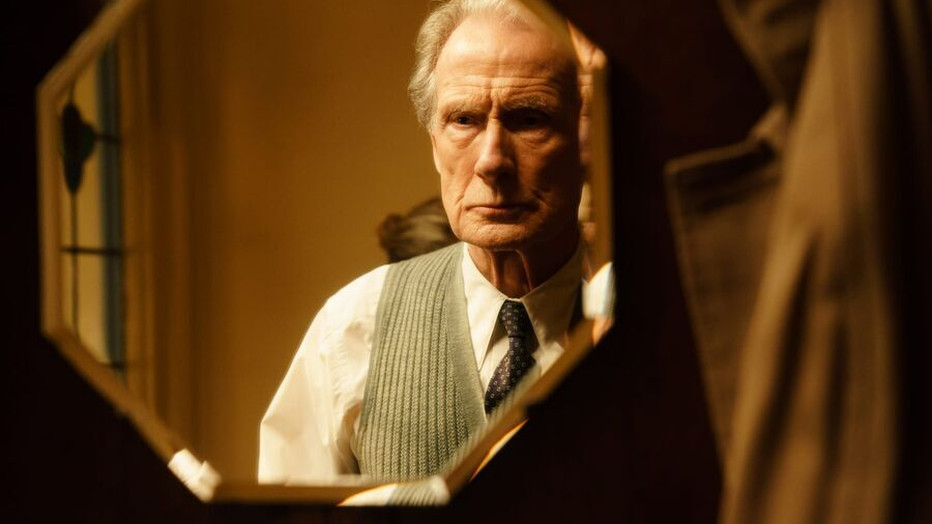Bill Nighy in Living