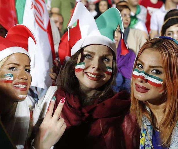 Er zijn alleen maar knappe vrouwen in beeld op het WK. En dat mag niet meer