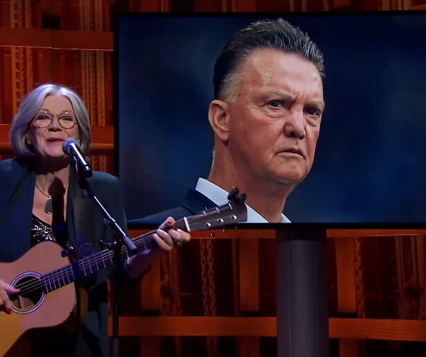 Zo maakte Even Tot Hier in recordtempo lofzang op Van Gaal