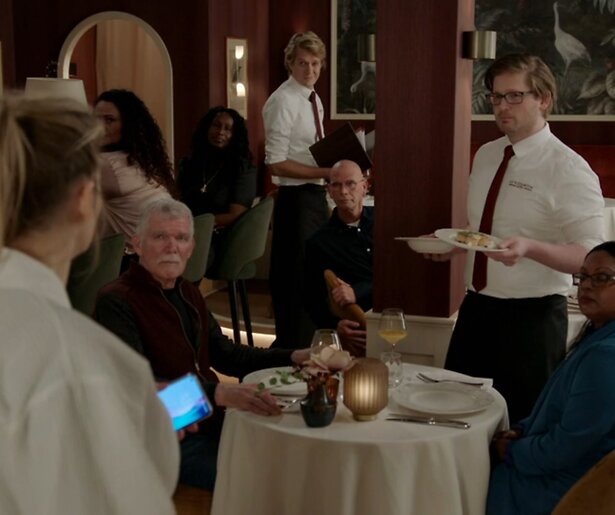 GTST zoekt figuranten die een hapje willen eten in Meerdijk