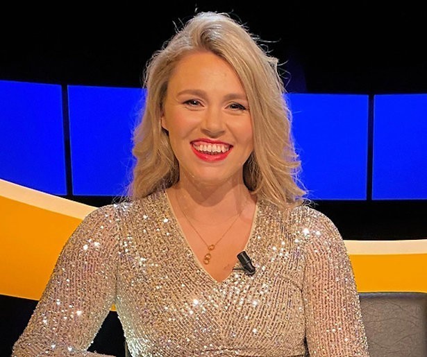 Lisa Loeb wordt vast gezicht in Khalid & Sophie