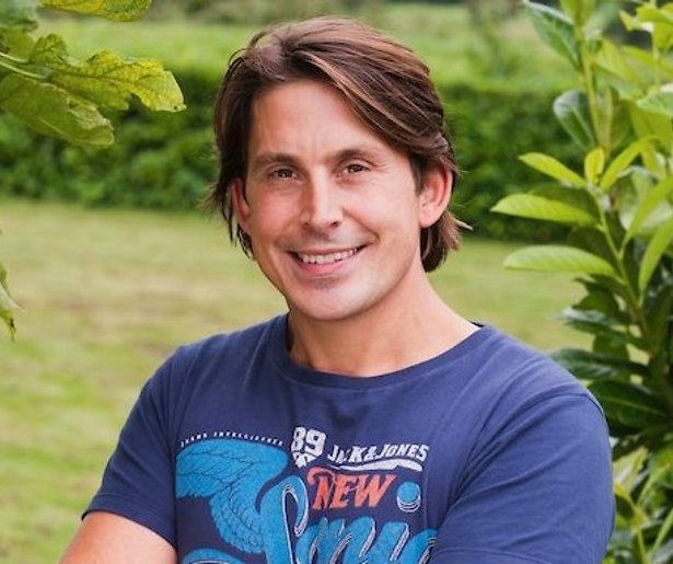 Tuinman Lodewijk Hoekstra heeft weer vlinders in zijn buik