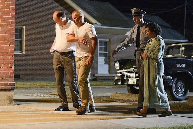 Joel Edgerton houdt van zijn vrouw