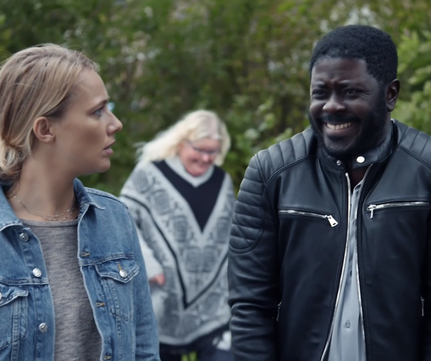 André Dongelmans bedolven onder ongevraagde blootfoto's