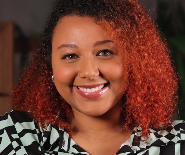 De oude vlam van Lynn is terug