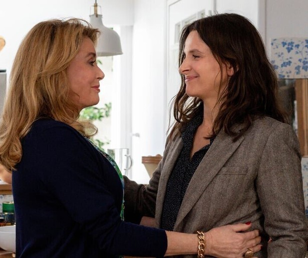 Catherine Deneuve denkt alleen aan zichzelf in La vérité