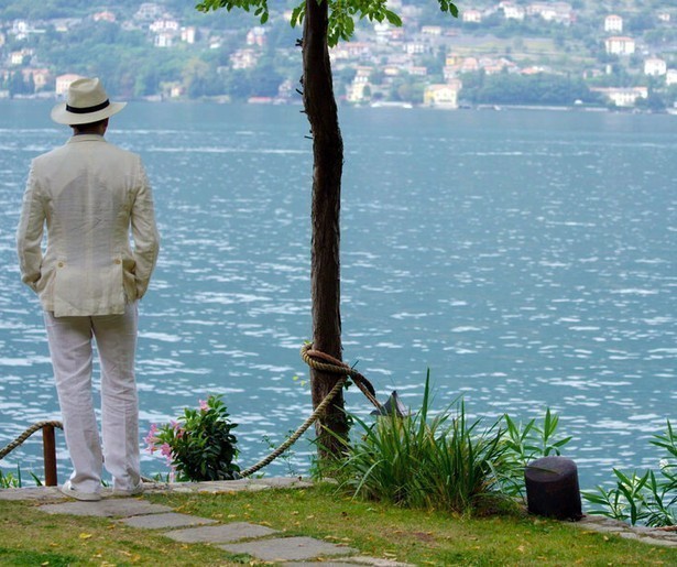 Tijl Beckand en Maan gaan op bezoek bij Beau van Erven Dorens