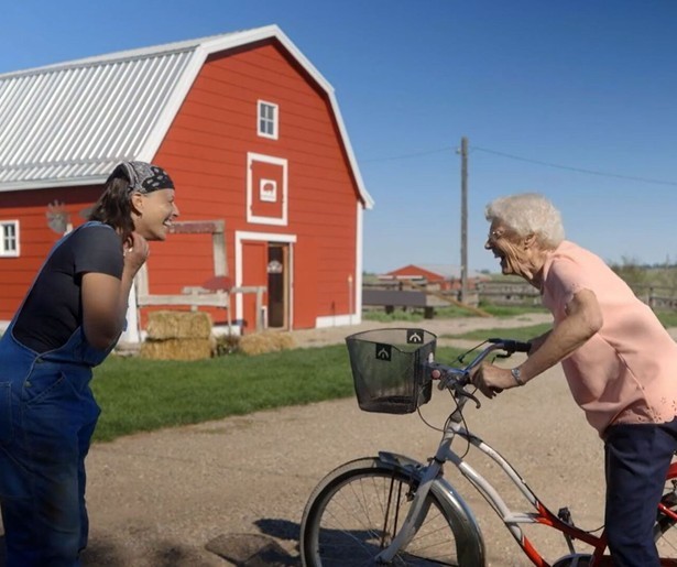 Europese emigranten gaan op zoek naar het beloofde land in Landverhuizers