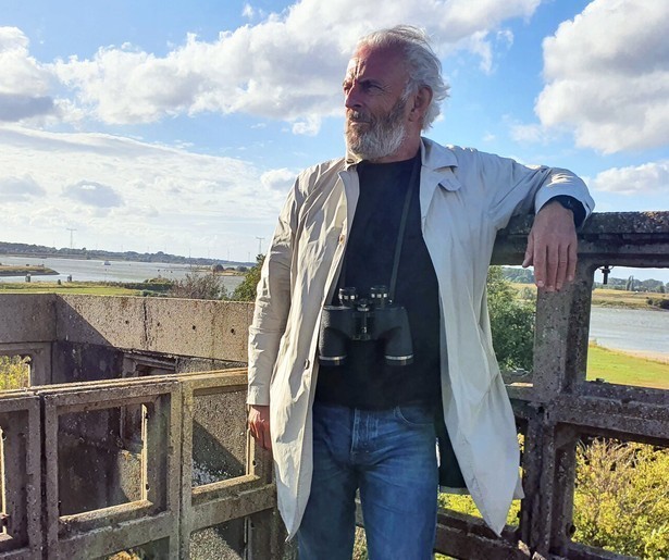 Huub Stapel ontdekt de Biesbosch in herhaling Langs de Maas