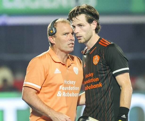 Hockeymannen in actie tegen Wales in strijd om het EK Hockey 2023