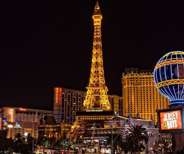 Bekende Nederlander verrast iedereen met debuut in dramaserie