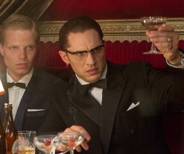 Dubbel zoveel Tom Hardy in het gangsterdrama Legend