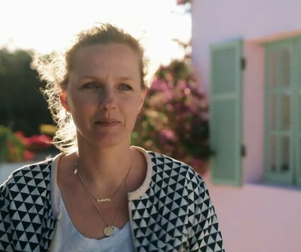 Leonie ter Braak helemaal weg van haar model in Het Perfecte Plaatje Op Reis