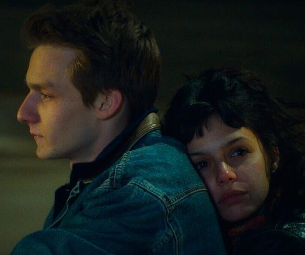 Charlotte Gainsbourg moet zichzelf opnieuw uitvinden in Les Passagers de la Nuit