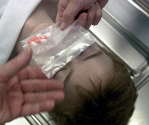 Douglas Henshall moet onderzoek doen naar medicijnen tegen depressie in Lewis