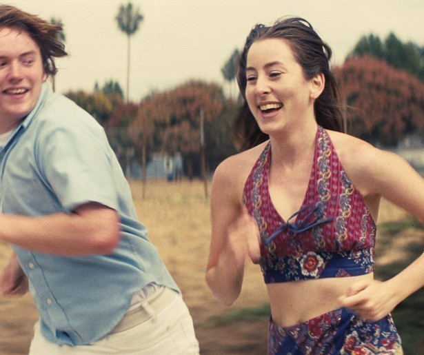 In Licorice Pizza volgen we twee buitenbeentjes op zoek naar liefde en avontuur