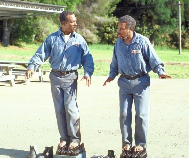 Eddie Murphy en Martin Lawrence krijgen levenslang en willen ontsnappen in Life