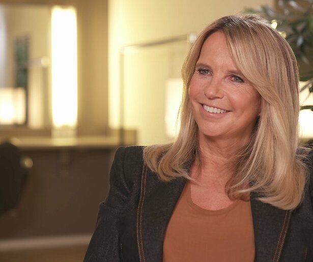 Linda de Mol in de spotlights in Han Peekels TV Monument