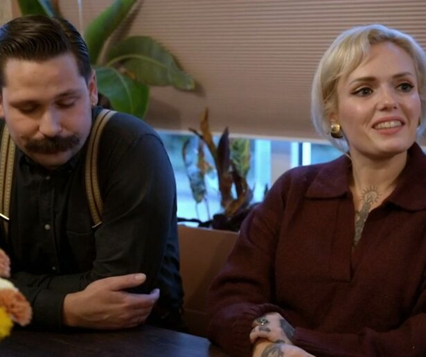 De TV van gisteren: Het Familiediner levert kijkers zowel lach als traan op