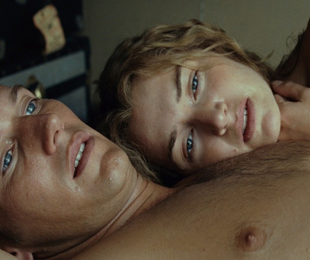 Kate Winslet voelt zich niet thuis in een Amerikaanse buitenwijk in Little Children