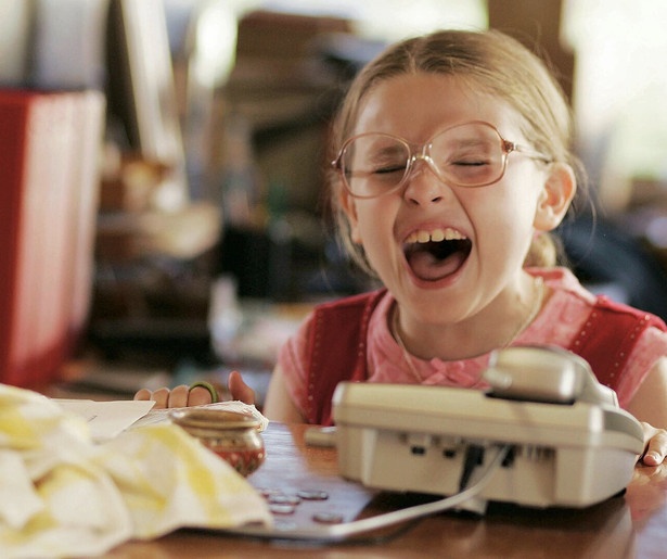 Abigail Breslin schittert op het podium in Little Miss Sunshine