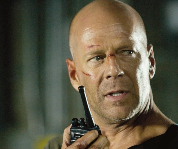 John McClane kan alles aan in actieknaller Live Free or Die Hard
