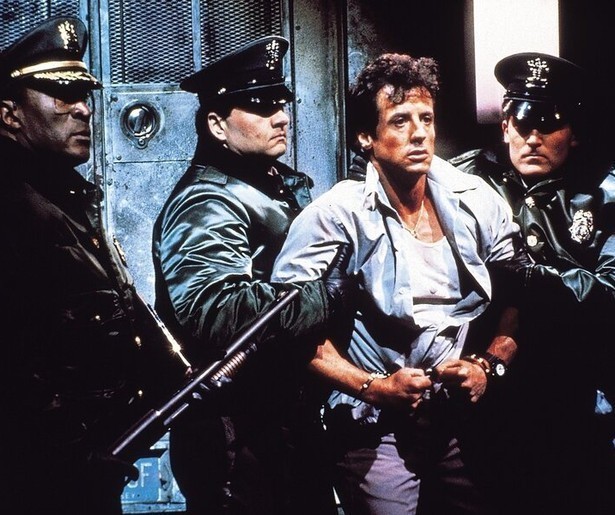 Sylvester Stallone laat zich opsluiten in Lock Up