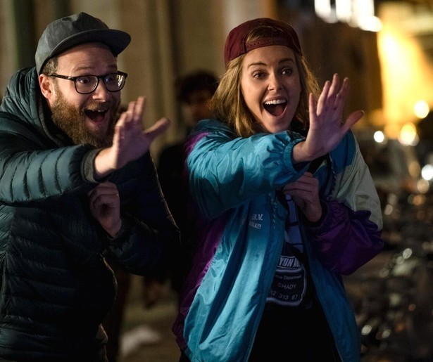 Charlize Theron neemt haar oud-oppaskindje Seth Rogen aan als speechschrijver in Long Shot