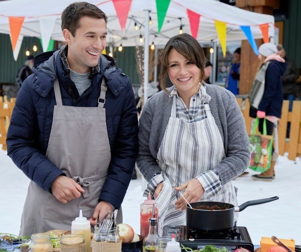 Ally zoekt naar de man van haar dromen in romantische film Love in Winterland