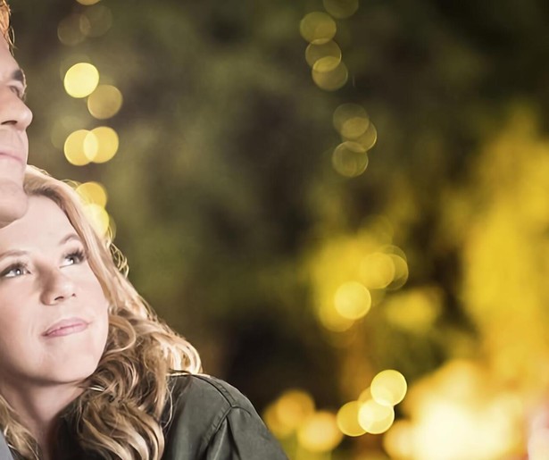 Full House-actrice Jodie Sweetin speelt de hoofdrol in romcom Love Under the Rainbow