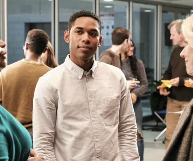 Heeft Naomi Watts een monster geadopteerd?