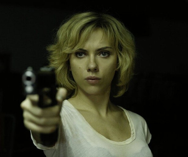 Scarlett Johansson heeft er de buik vol van