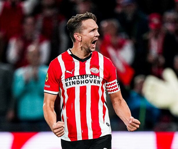 PSV hoopt in de derde Champions Leaguewedstrijd op zijn allereerste winst dit seizoen