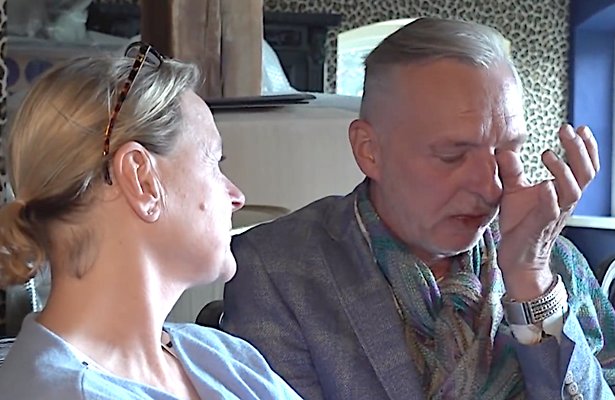 Martien neemt in tranen afscheid