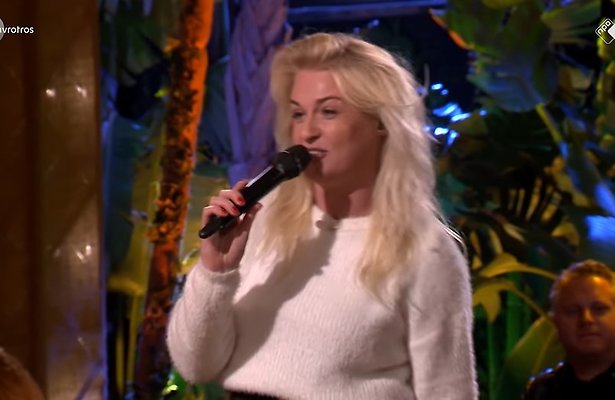 Videosnack: Miss Montreal rapt Viervoeters bij Beste Zangers