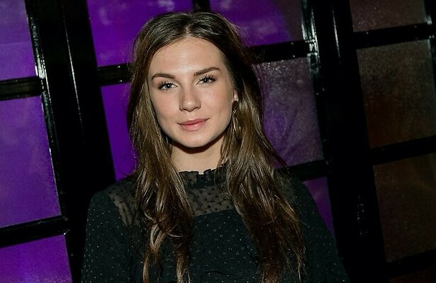 Video: Maan doet het met Goldband